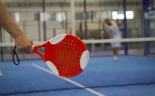 Un hombre de 59 años murió mientras jugaba al pádel