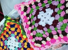 La Escuela 143 “Petróleo Argentino” se suma a la campaña solidaria para hacer mantas