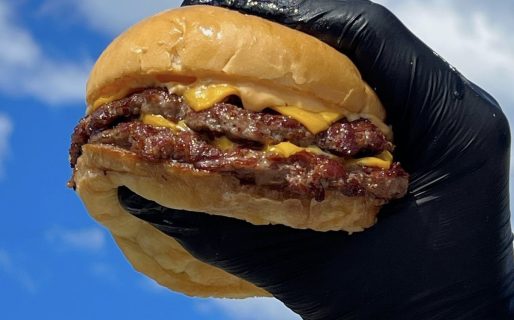 <strong>Día Mundial de la Hamburguesa: Comodoro aprovechó los súper  descuentos que se lanzaron </strong>