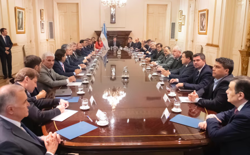 Las provincias analizan emitir deuda en Wall Street, pero el Gobierno pide que ajusten el gasto y usen los dólares para obras