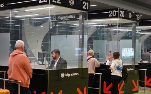 Por DNU, el Gobierno aplicó la reforma migratoria: cambios en la salud, educación y residencia