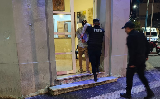 Detienen a un hombre tras protagonizar un violento episodio en una clínica de Comodoro