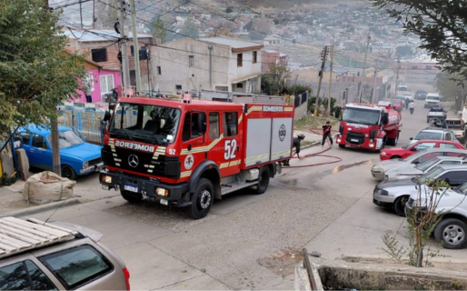 Se desató un incendio en una vivienda de la zona alta del barrio Newbery