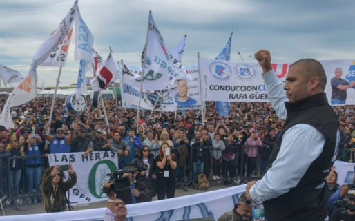 Petroleros de Santa Cruz iniciaron un paro por incumplimiento en el pago de haberes