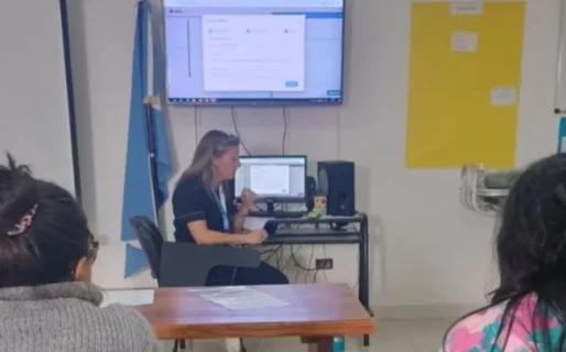 Provincia capacitó a profesionales de Comodoro sobre Historia de Salud Integrada