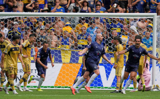 El partido de Boca y Auckland City está demorado por alerta de tormenta eléctrica