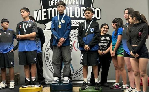 Pesas: Comodorenses clasificados a la instancia nacional de los Juegos Evita