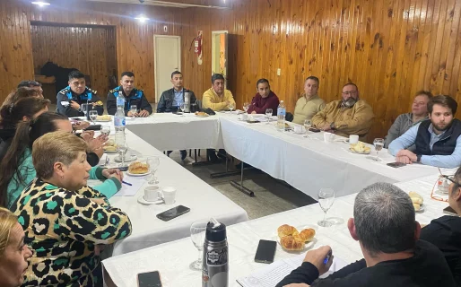 Autoridades policiales se reunieron con vecinos de zona nortepara reforzar la seguridad