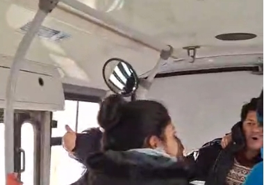 Pasajeros golpearon a un hombre que habría acosado una menor en la línea 5