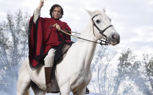 Se conocieron nuevas imágenes de la asombrosa transformación de Leo Sbaraglia en la serie sobre Carlos Menem