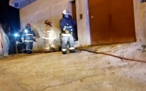 Un incendio destruyó por completo una vivienda precaria en el Máximo Abásolo