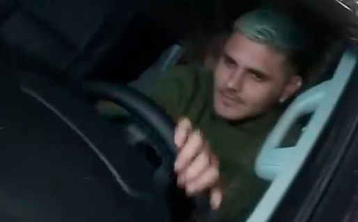 Mauro Icardi se fue con sus hijas del edificio de Wanda Nara, luego de 12 horas de tensa espera