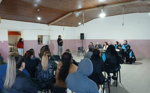 Vecinos del barrio Moure se reunieron con autoridades por temas de seguridad