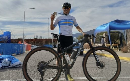 Martín Bravo se consagró en el Abierto Argentino de XCO en San Luis