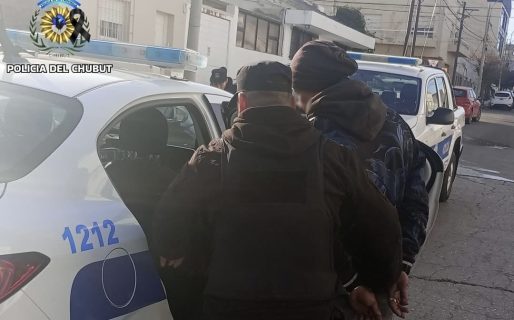 Lo pararon en un control y descubrieron que tenía pedido de captura: quedó detenido