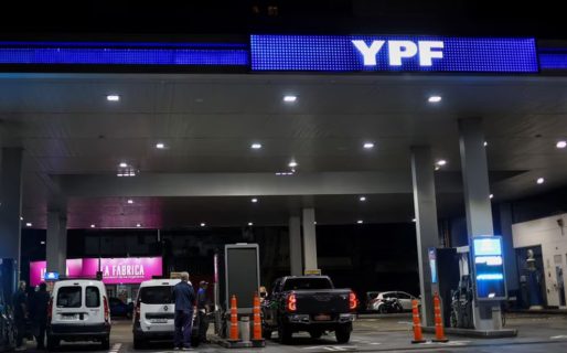 Nafta más barata por la noche: las ventas de YPF crecieron un 28% en la madrugada