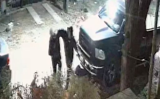 El custodio de L-Gante noqueó de una trompada y le sacó la escopeta a un ladrón que le quería robar el auto