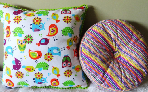 Piden donaciones para confeccionar almohadones que se entregarán a los niños