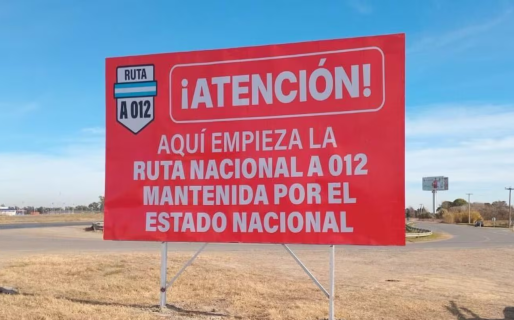 En medio del conflicto entre el Gobierno y las provincias, aparecieron carteles por el mal estado de las rutas