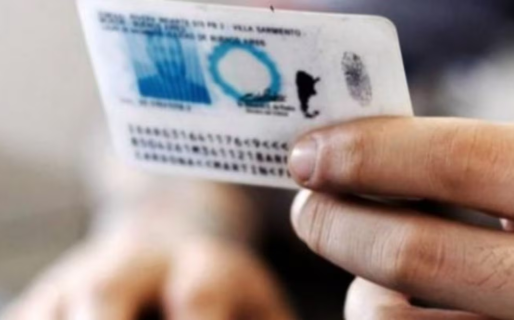 El Gobierno habilitó el acceso a la ciudadanía para extranjeros que hagan grandes inversiones en el país