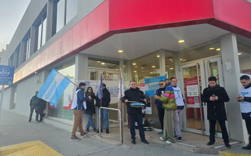 Conflicto en el Banco Santander por despidos: «Esto ya es sistemático»
