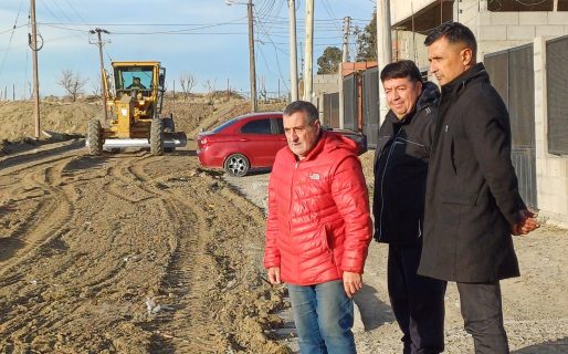 Continúan los trabajos de mantenimiento vial en todo el ejido urbano de la ciudad