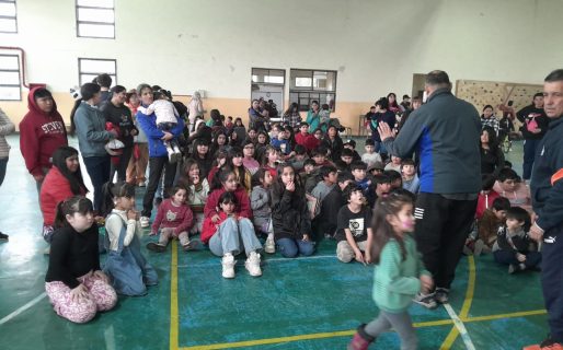 CAI Solidaria : “Más de 200 chicos recibieron juguetes y golosinas en el festejo por el Día del Niño”