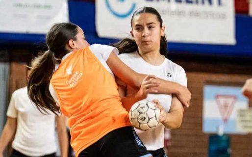 Handball: Gianna Torres completó el campus con la selección Argentina de Cadetes