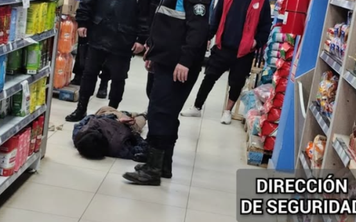 Provocó daños en un supermercado y fue reducido por los empleados