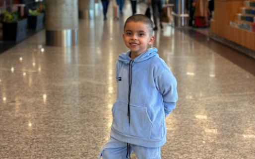 Isaías, el pequeño comodorense que volvió a casa tras una cirugía que le salvó la vida