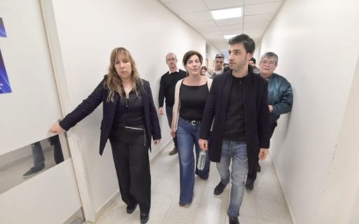 Torres inauguró el Centro de Día del Hospital Alvear y entregó una ambulancia