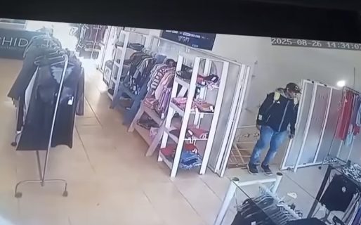 Robó prendas en una tienda de ropa escondiéndolas entre sus partes íntimas