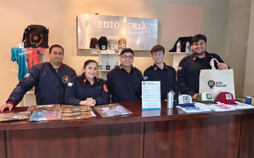 Solidaridad en acción: Bomberos venden productos para recaudar fondos