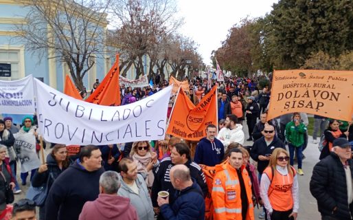 Jubilados alertan sobre la situación de la obra social y la paritaria