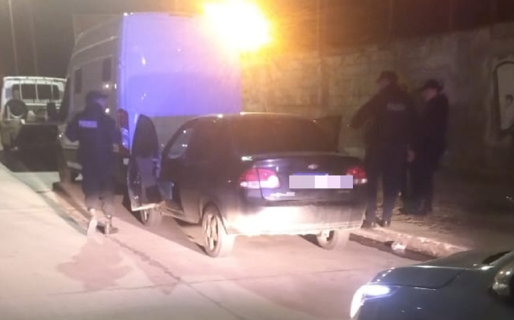 Un menor de 15 años fue detenido tras robar y chocar un vehículo