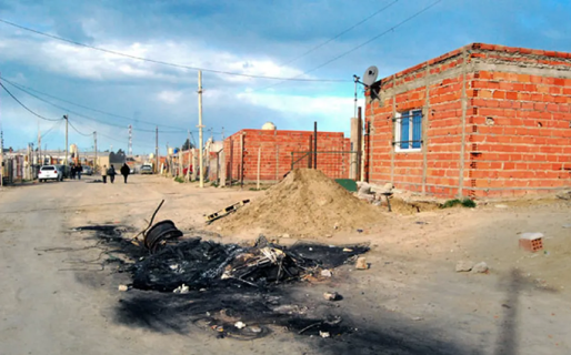 Usurpó la casa de su expareja y cuando supo que lo iban a desalojar prendió fuego todas sus pertenencias