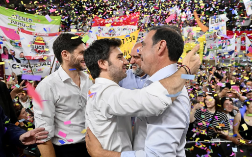 Torres celebró la victoria de los hermanos Valdés en Corrientes