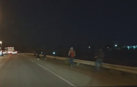 Vecinos denuncian que la Línea 9 deja a los pasajeros antes de la rotonda: «Tenés que pasar con cuidado porque es un peligro»