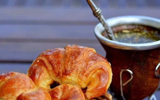 Con dulces y esfuerzo, Agustina y sus hijos buscan salir adelante