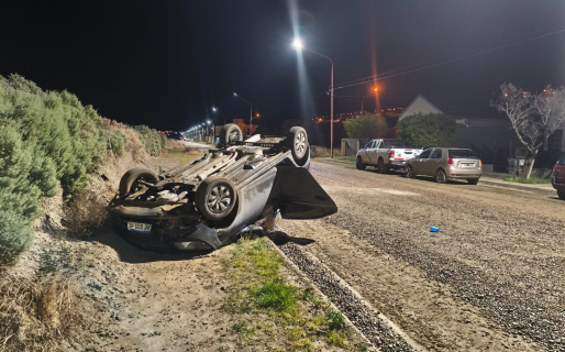 Un menor de edad volcó en Rada Tilly