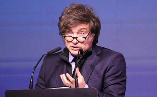 El Gobierno vetó oficialmente las leyes de aumento a jubilados y emergencia en discapacidad