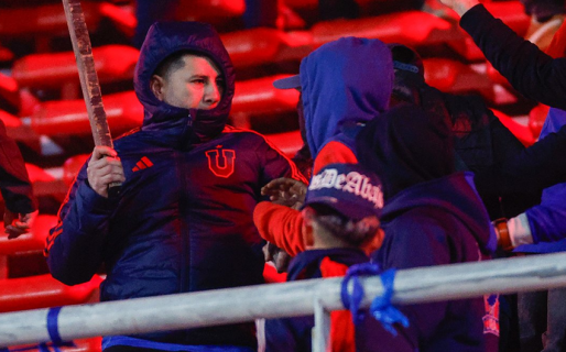 El partido de Independiente quedó suspendido por incidentes