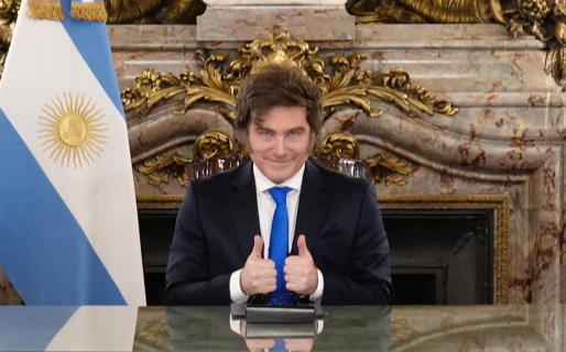 En medio de la tensión con la oposición, el Gobierno prepara la disposición para blindar el equilibrio fiscal