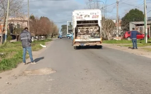 Tragedia: un camión de residuos atropelló y mató a un hombre de 83 años