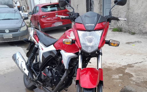 Un vecino denunció el robo de su moto en Quirno Costa y pidió colaboración para recuperarla