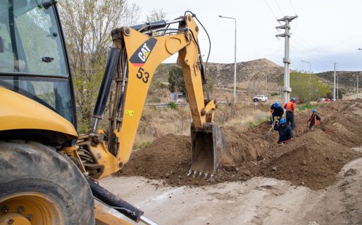 Comenzó la ejecución de las obras de agua y cloaca para el barrio Saavedra