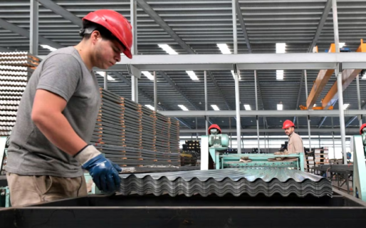 El 43% de las industrias registró caídas en sus ventas en julio y creció la cantidad de despidos