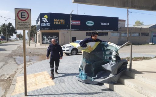 Defensa Civil interviene en numerosos casos de voladuras de carteles y chapas