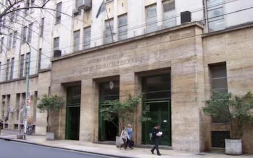 <strong>La UBA cuestionó el Presupuesto 2026 anunciado por Milei y advirtió sobre el agravamiento de la crisis universitaria</strong>