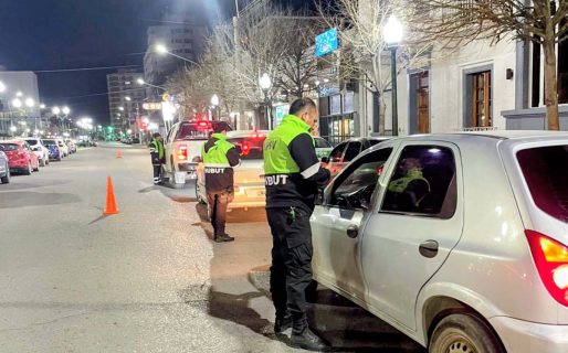 <strong>Provincia controló más de 8.200 vehículos y retiró a 65 conductores de la vía pública durante el fin de semana</strong>